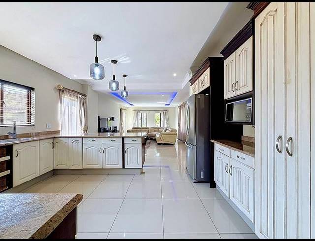 4 BEDROOM HOUSE FOR SALE IN SAVANNAH COUNTRY ESTATE